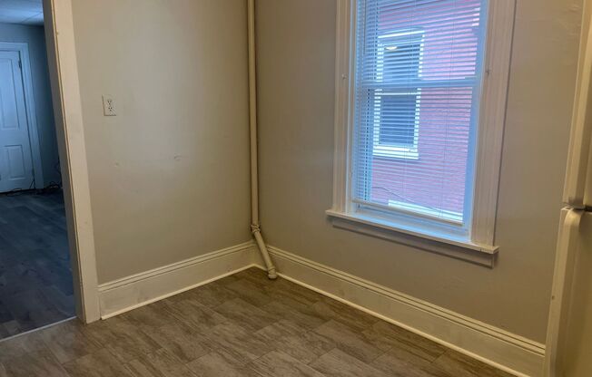 443 W. Orange St.