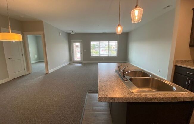 2 beds, 2 baths, 1,163 sqft, $2,068, Unit 2201-101