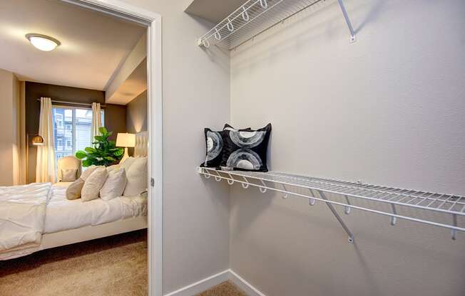 Apartments in Renton, Landing - Modern Living in a Prime Location