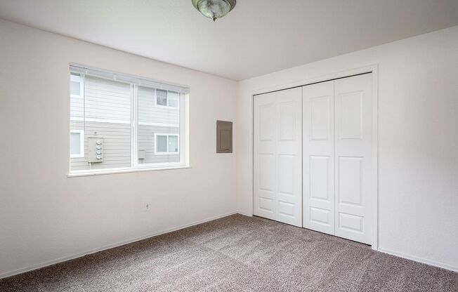 2 beds, 1 bath, 875 sqft, $1,375, Unit 127-74