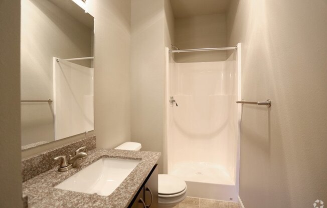 2 beds, 2 baths, $1,625, Unit 319