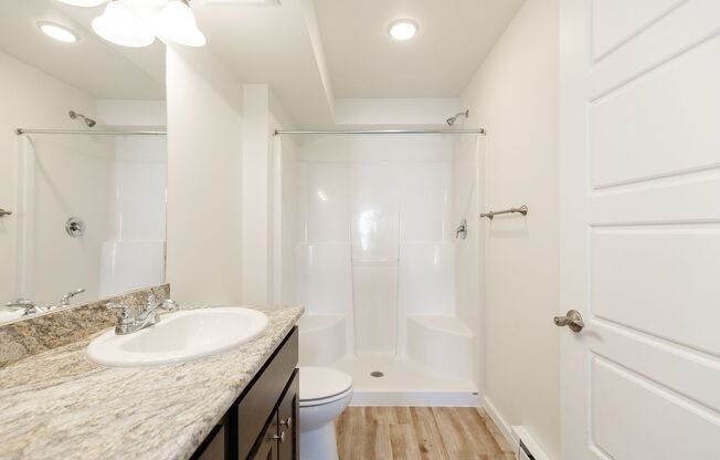 2 beds, 2 baths, 952 sqft, $1,695, Unit 116-205