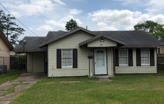 2 beds, 1 bath, $800