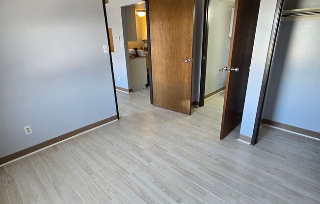 1 bed, 1 bath, 600 sqft, $550, Unit 507