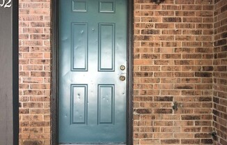 2 BEDROOM CONDO BY UNT