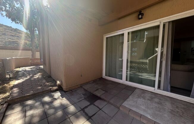 2 beds, 2 baths, $2,200, Unit APARTMENT 47