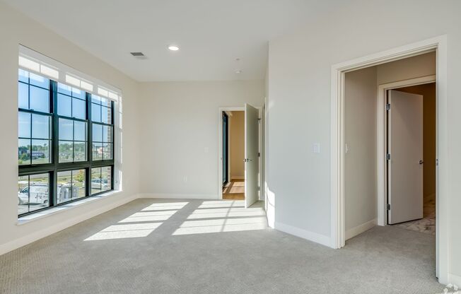3 beds, 2 baths, 1,448 sqft, $2,400, Unit 212