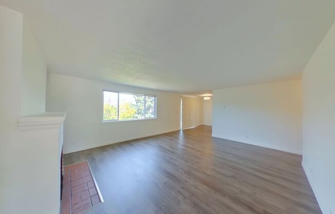 2 beds, 1.5 baths, 1,027 sqft, $1,625, Unit #10