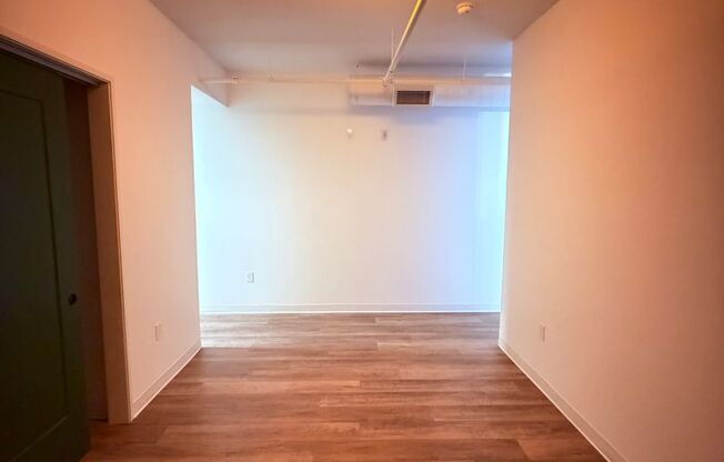 1 bed, 1 bath, 635 sqft, $1,725, Unit Unit 601