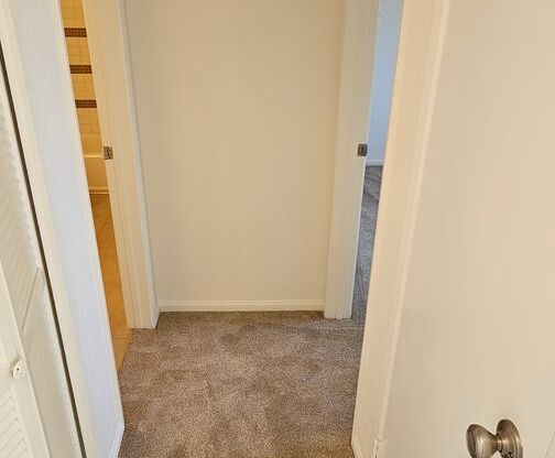 1 bed, 1 bath, $2,500