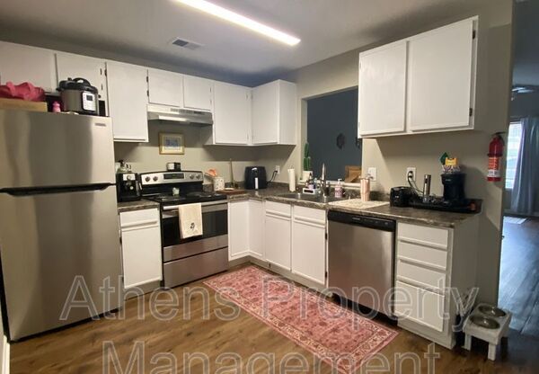 107 CAMERON CT