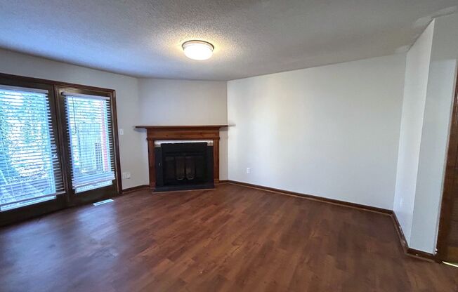 Spacious 3 BD/2BA Townhome near Cary!