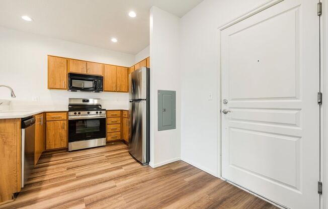 1 bed, 1 bath, 662 sqft, $1,425, Unit 419