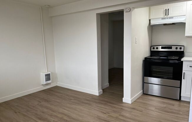 Studio, 1 bath, 214 sqft, $695, Unit Unit 015