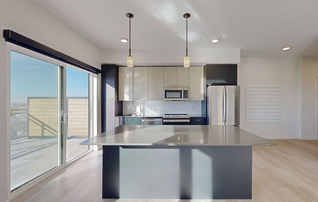 1 bed, 1 bath, 962 sqft, $2,850, Unit 622