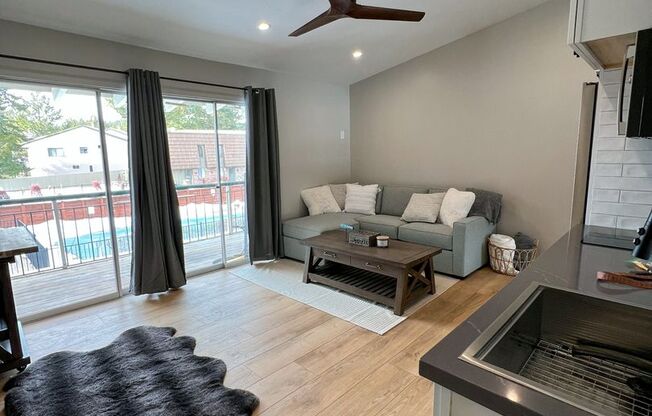 1 bed, 1 bath, $2,995, Unit 30