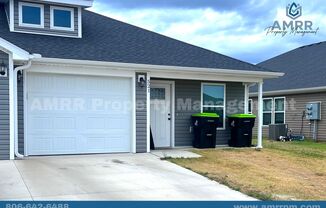 3 beds, 2 baths, $1,399