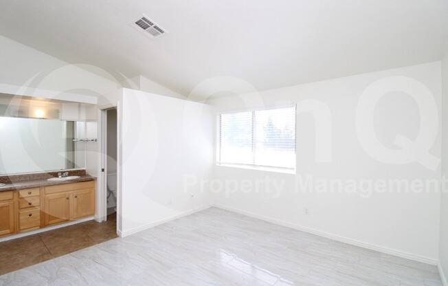 2 beds, 2.5 baths, 1,122 sqft, $1,899, Unit 1215