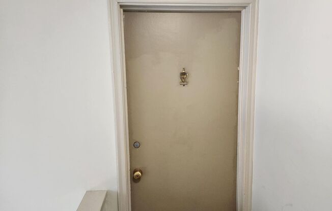 1 bed, 1 bath, 663 sqft, $1,855, Unit D-10