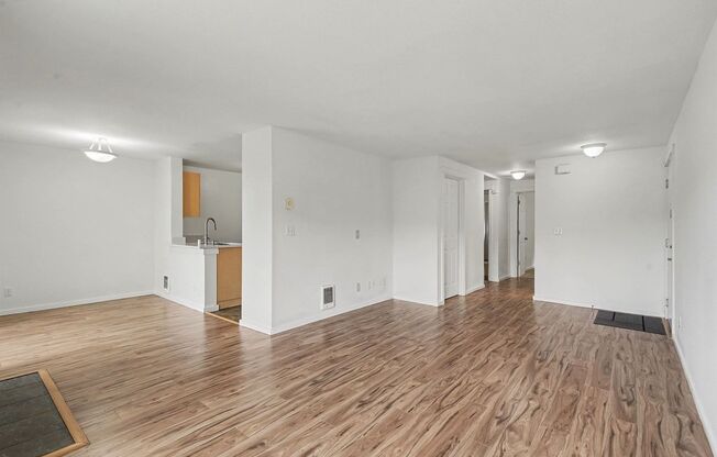 3804 130 LN SE