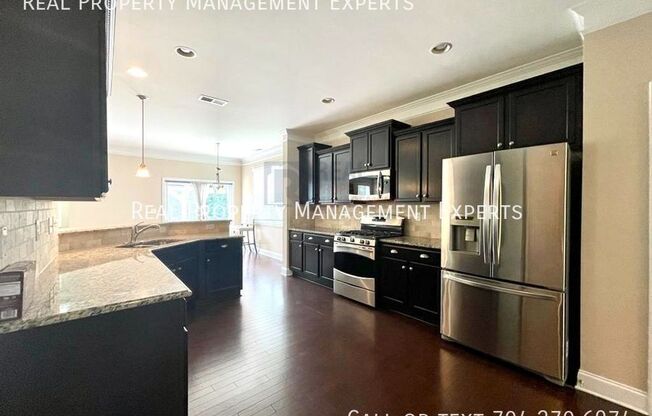 3233 ELYSE MNR CT