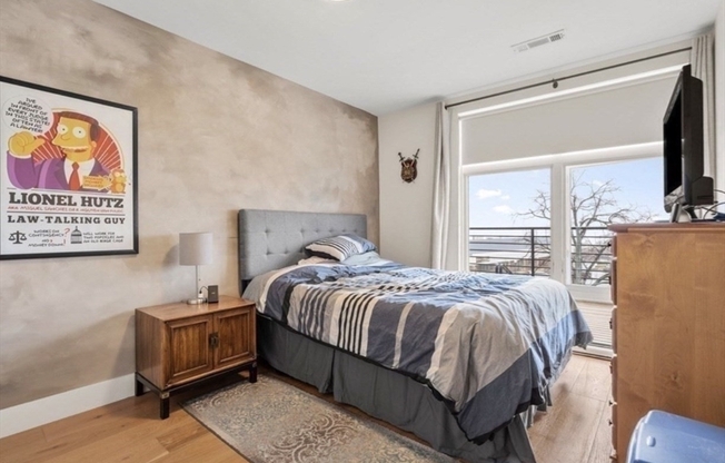 1 bed, 1 bath, 700 sqft, $3,000, Unit 202
