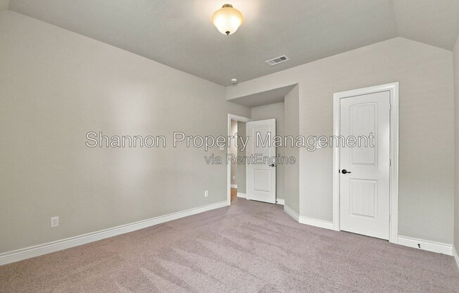 4 beds, 3.5 baths, 3,468 sqft, $3,195