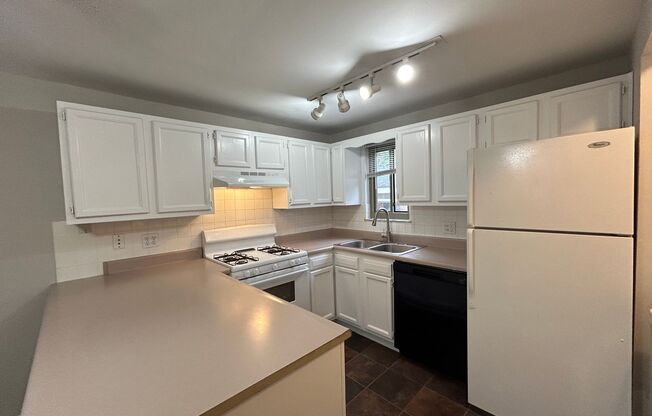 Coventry Court Townhomes