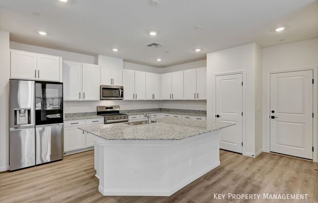 2734 LUZZI WALK