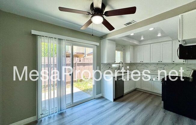 1749 E FAIRFIELD CT