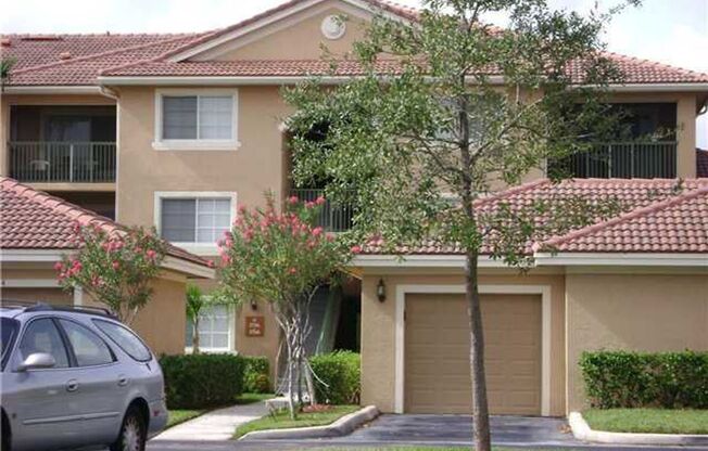 GORGEOUS 1 BEDROOM WITH WATER VIEWS IN PORTOFINO AT JENSEN BEACH