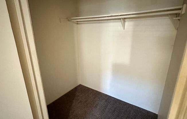 Studio, 1 bath, $1,087, Unit Apt. 10