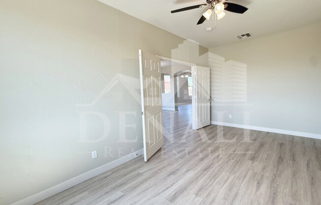 4 beds, 2 baths, 2,271 sqft, $2,095