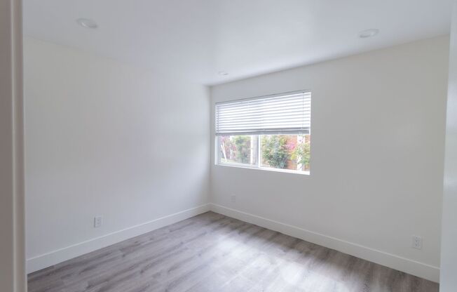 2 beds, 1 bath, 650 sqft, $2,500, Unit 801