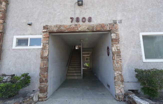 472 HUNT REEVES LLC