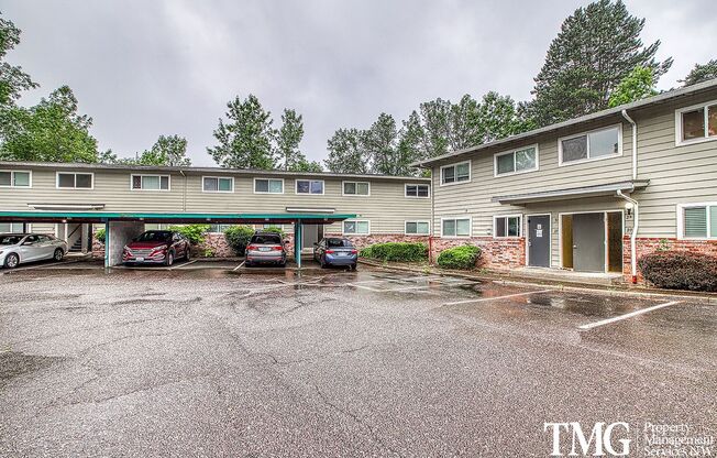 2 beds, 2 baths, 946 sqft, $1,500, Unit 12