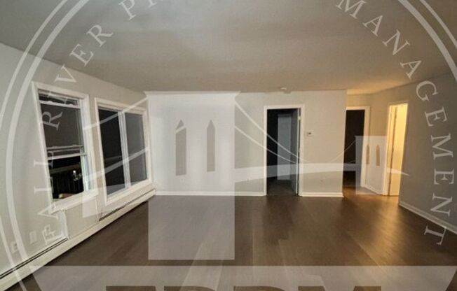 2 beds, 1 bath, $1,600, Unit 301