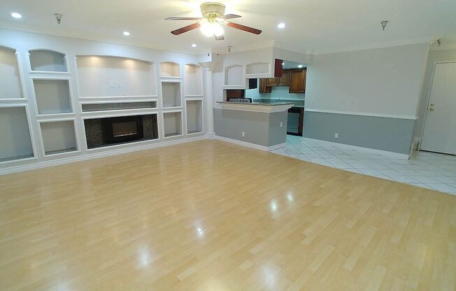 2 beds, 2 baths, 910 sqft, $2,950, Unit 215