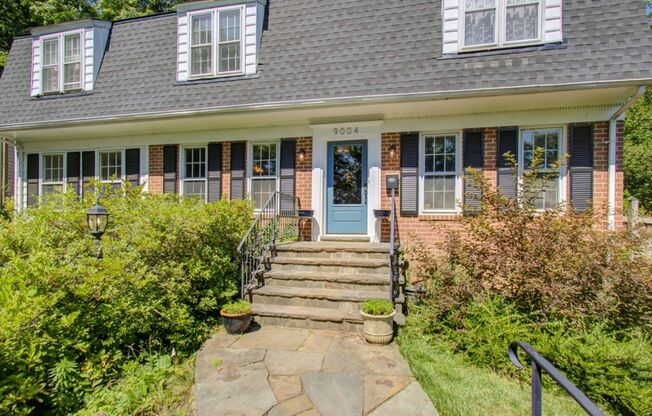 Cool Colonial in North Chevy Chase!