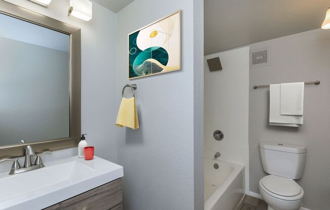 2 beds, 2 baths, 935 sqft, $1,425, Unit 3218