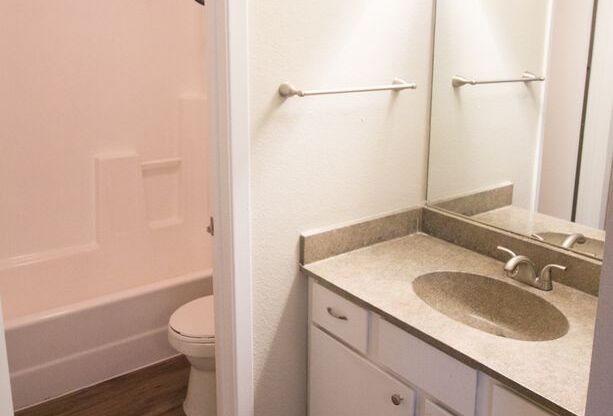 2 beds, 2 baths, 942 sqft, $1,765, Unit 7101