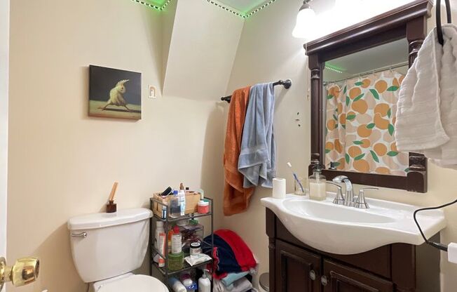3 beds, 2 baths, 1,400 sqft, $3,200, Unit 3F