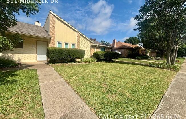 811 MIDCREEK DR