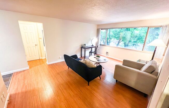 2 beds, 1 bath, 700 sqft, $2,495, Unit 104