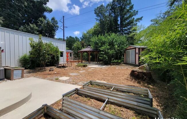 2305 HOOT OWL CT