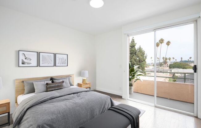 2 beds, 2 baths, $3,117, Unit 105