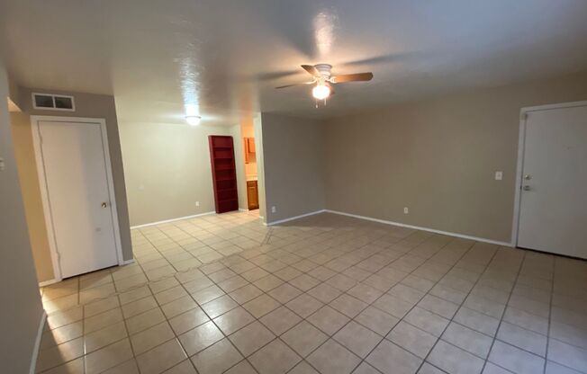 1 bed, 1 bath, $695