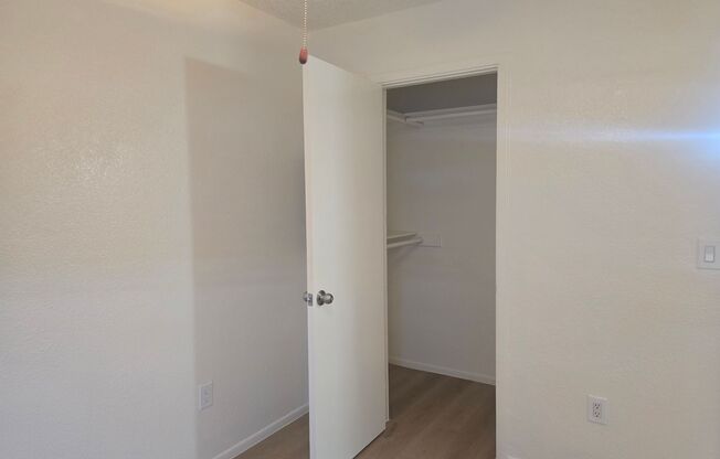 1 bed, 1 bath, 700 sqft, $1,150, Unit 101