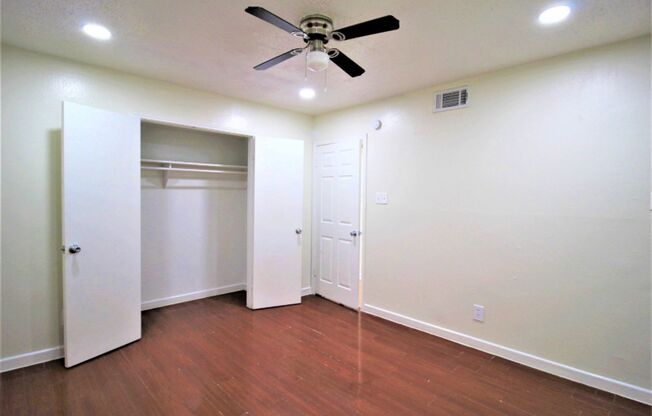 1 bed, 1 bath, 660 sqft, $895, Unit 34B