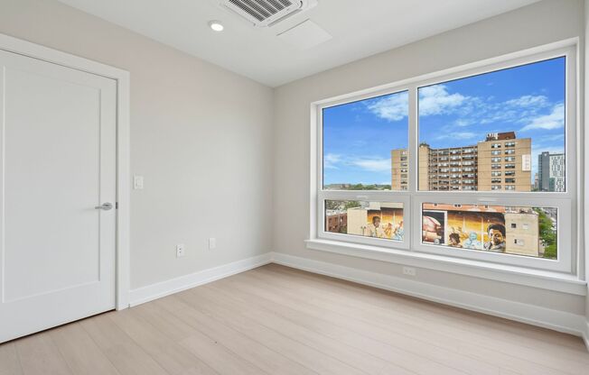 2 beds, 2 baths, 806 sqft, $2,365, Unit Unit 617